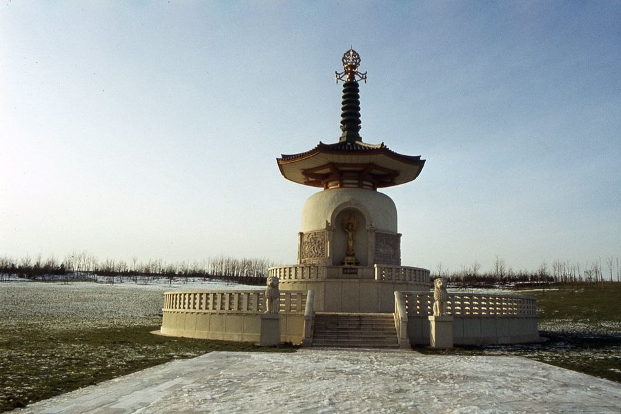 Peace Pagoda au bord de Willen Lake à Milton Keynes