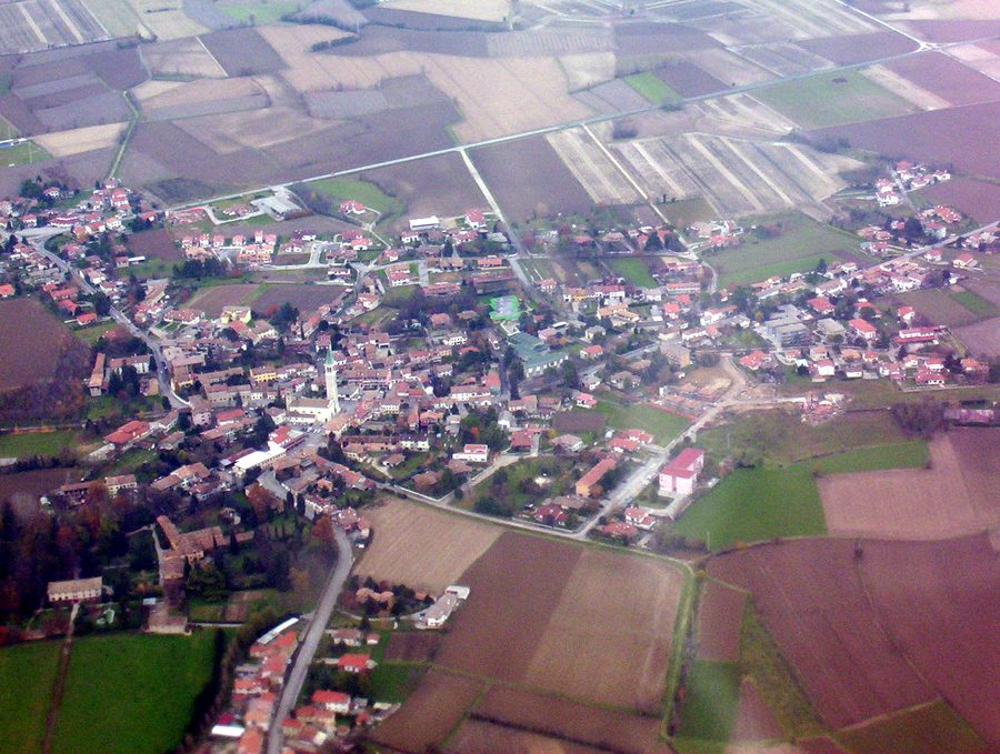 Vue aérienne de Ruda (UD), Italie