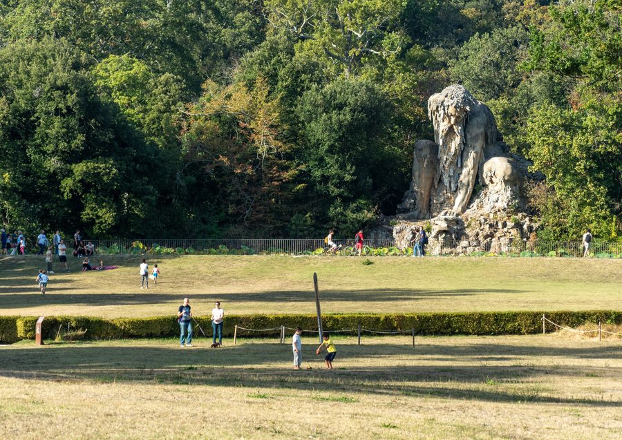 Colosse des Apennins de Giambologna dans le parc de la Villa Demidoff à Pratolino