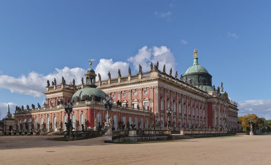 Nouveau Palais dans le parc de Sanssouci à Potsdam