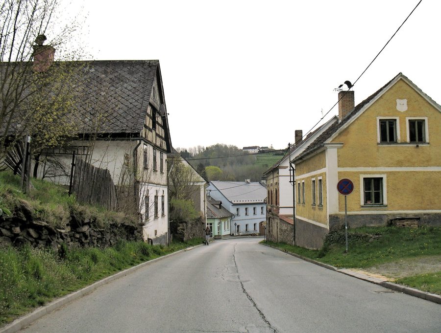 Vue de la ville d'Úterý dans le district de Plzeň-Nord