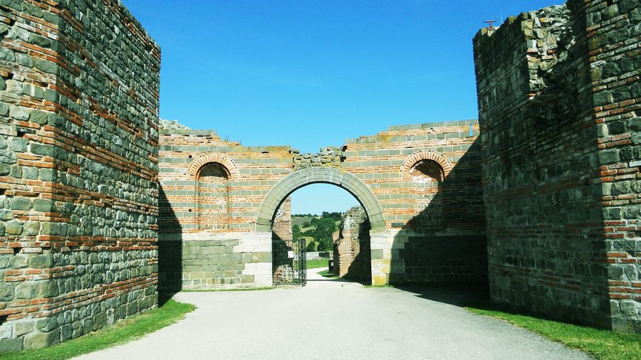 Ruines du complexe palatial romain Felix Romuliana à Gamzigrad, près de Zaječar