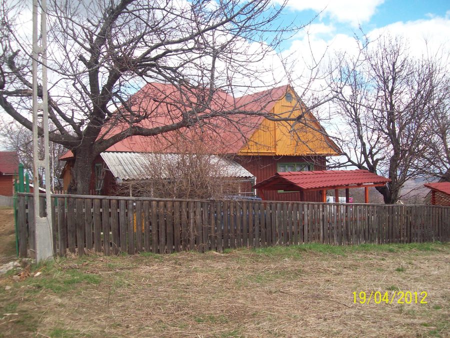 Paysage rural à Lăpuștești, près de Râșca, dans le județ de Cluj