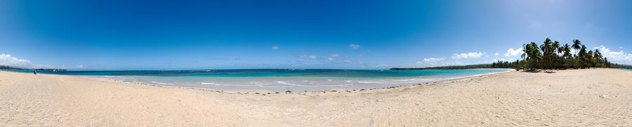 Vue panoramique de la plage de Las Terrenas sur la péninsule de Samaná en République dominicaine