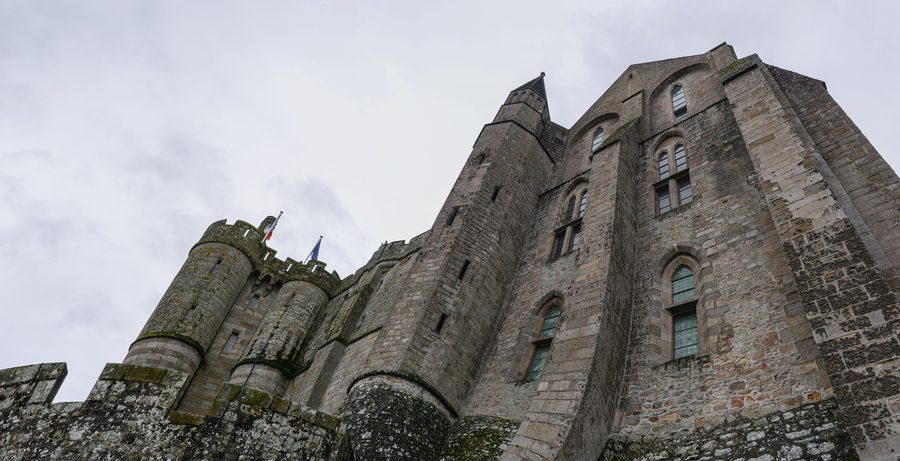 Mont-Saint-Michel sur la côte bretonne