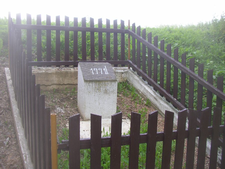 Mémorial à Podmokly commémorant la découverte d’un ancien trésor de pièces d’or celtiques