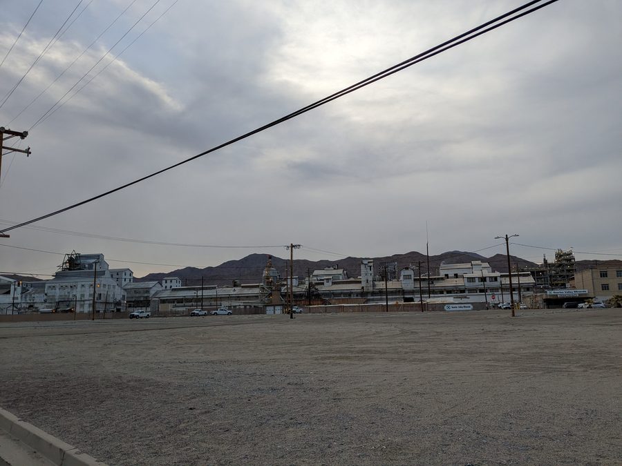 Installation de Searles Valley Minerals à Trona, en Californie