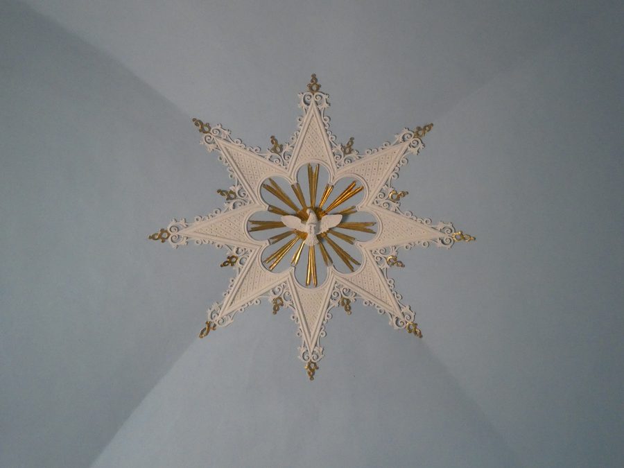 Colombe du Saint-Esprit dans le sanctuaire de la Bienheureuse Vierge de l'Ange à Piovene Rocchette