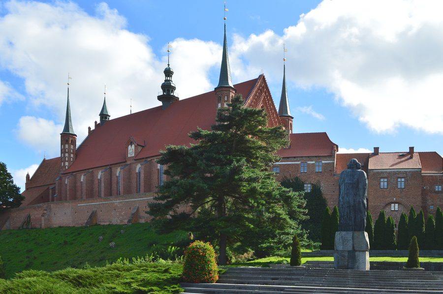 Cathédrale sur la colline de la cathédrale à Frombork dans le nord de la Pologne