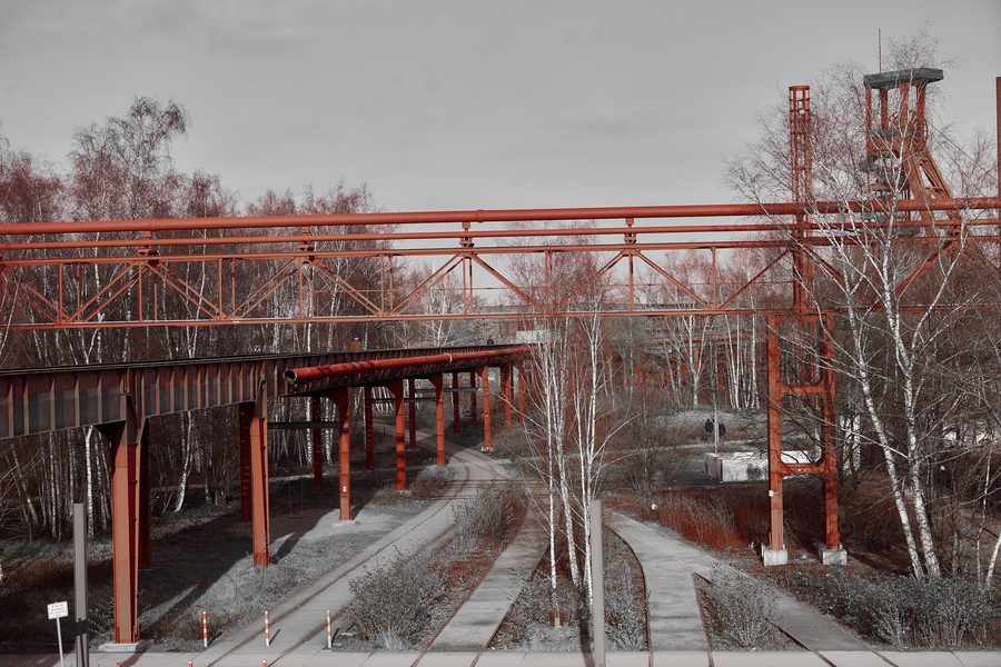 Passerelle ferroviaire sur le site de la Zeche Zollverein à Essen
