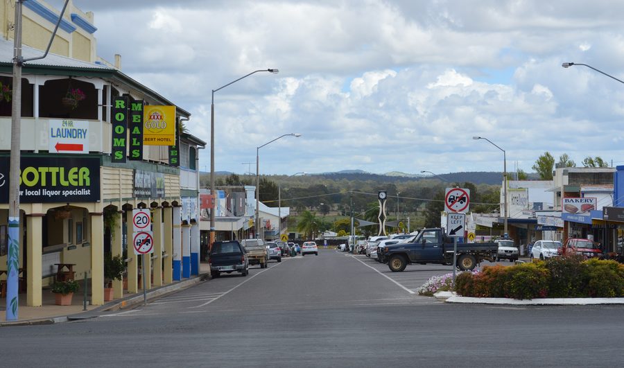 Newton Street, la rue principale de Monto dans le Queensland