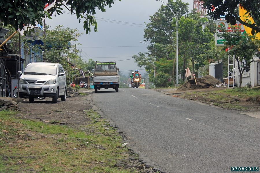 Route à Licin, Java oriental, Indonésie