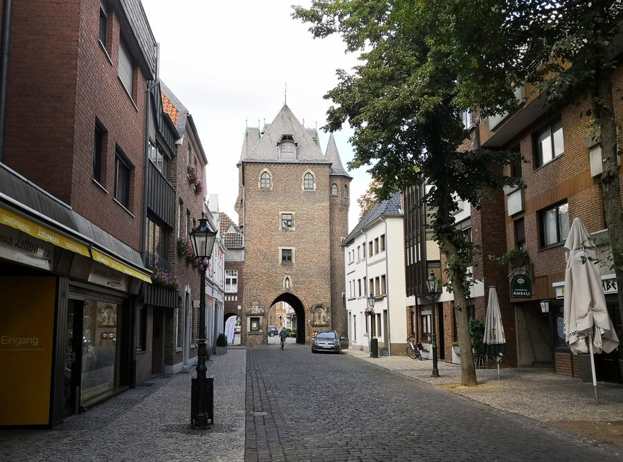 Porte de la ville à Kempen, district de Viersen, Rhénanie-du-Nord-Westphalie, Allemagne