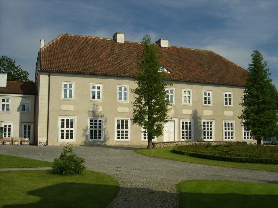 Palais à Galiny, aile orientale (principale), façade ouest