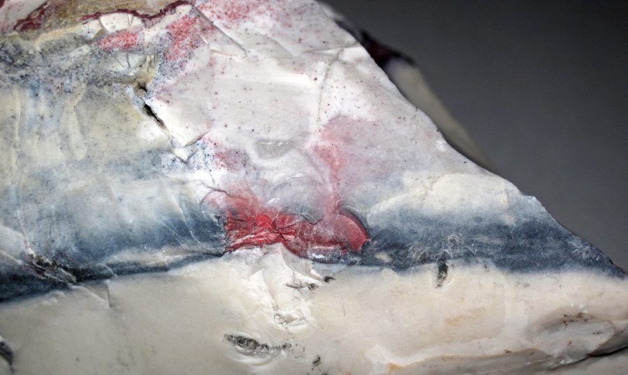 Chert opalite avec cinnabar du Silver Chief Mine près de Battle Mountain, Nevada