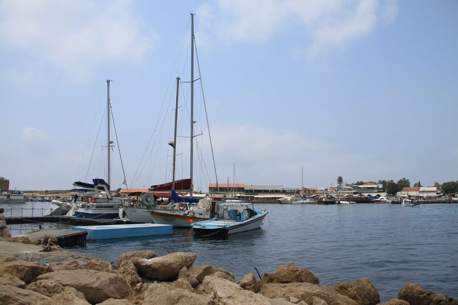 Bateaux dans le port de Paphos, Chypre