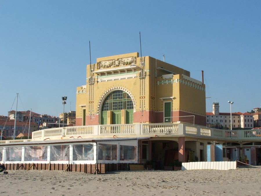 Spiaggia d’Oro dans le quartier de Porto Maurizio à Imperia