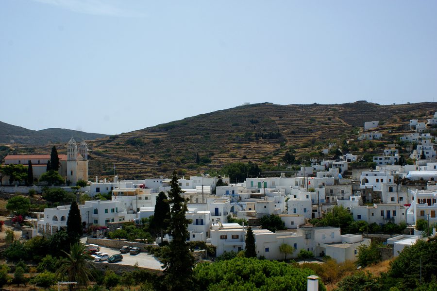 Vue du village de Lefkes à Paros, Grèce