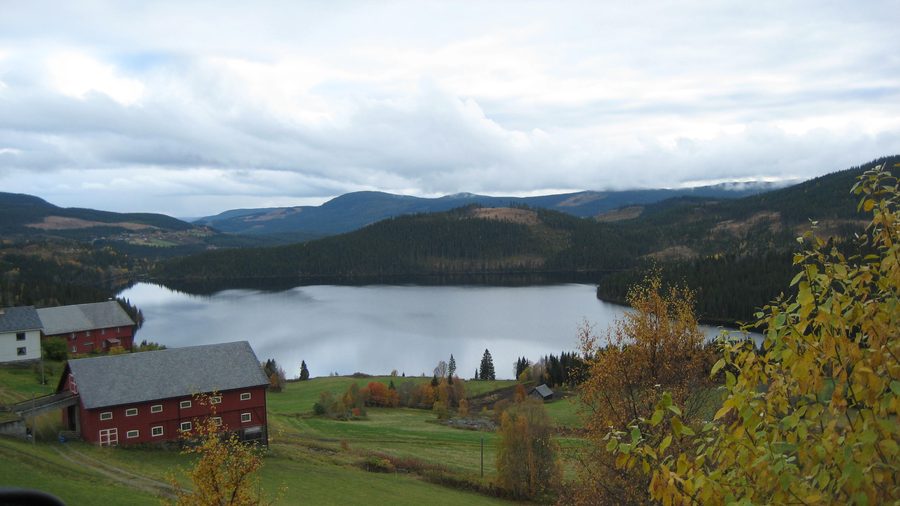 Hedalsfjorden près de Skammestein dans l’Øystre Slidre