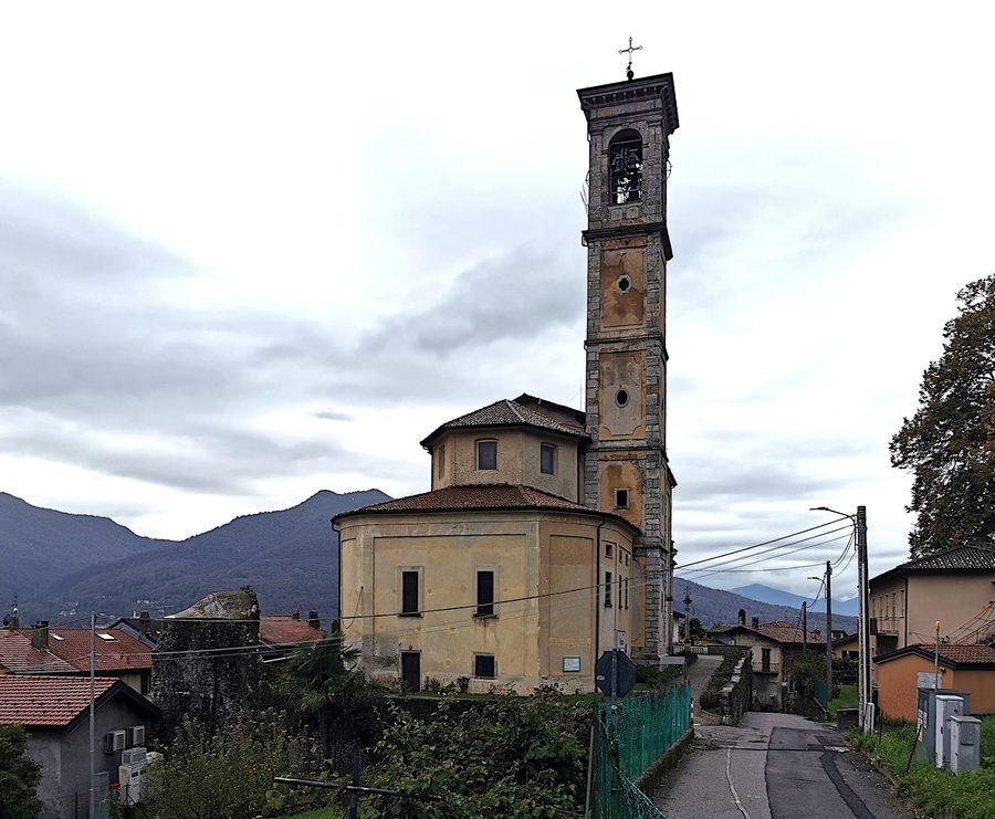 Chiesa di Santa Maria Annunciata à Bosco Valtravaglia, un hameau de Montegrino Valtravaglia