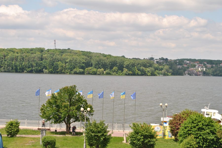 Étang de Ternopil du parc paysager régional « Zagrebellia » et du parc Taras Chevtchenko de Ternopil