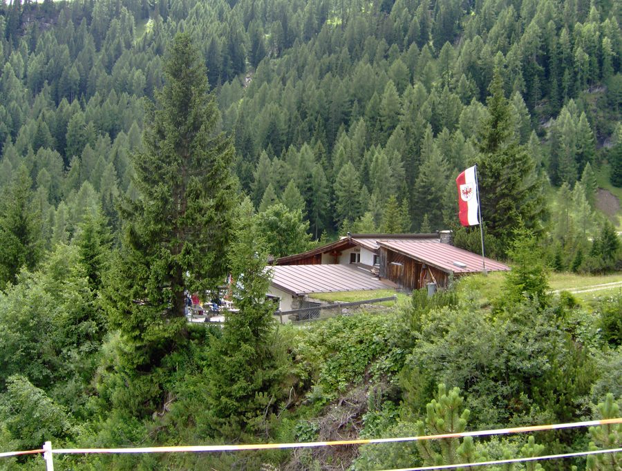 Refuge Latschenhütte dans les Alpes du Lechtal près de Hoch-Imst à Imst
