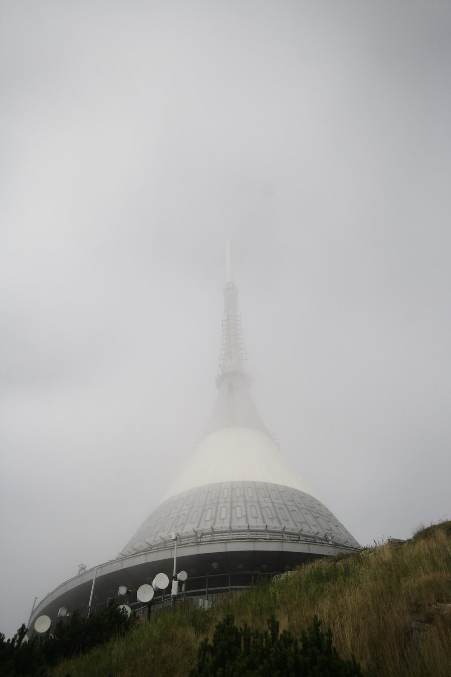 Tour Ještěd près de Liberec