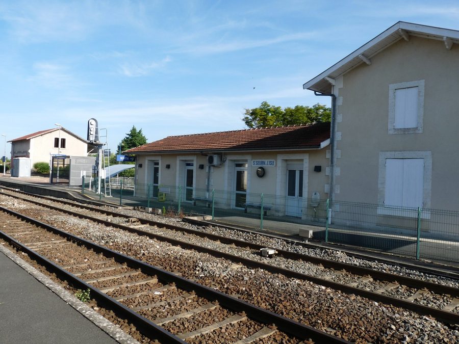 Gare de Saint-Seurin-sur-l'Isle dans le département de la Gironde