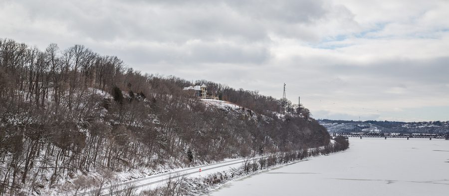 Vue sur le Mississippi à Dubuque depuis le pont Dubuque-Wisconsin