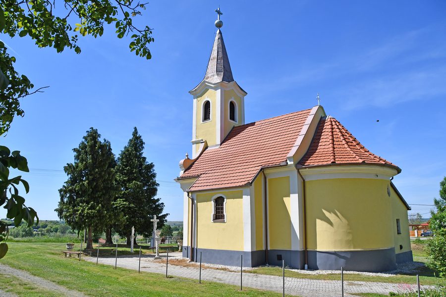 Église catholique romaine à Bögöte, Vas, Hongrie