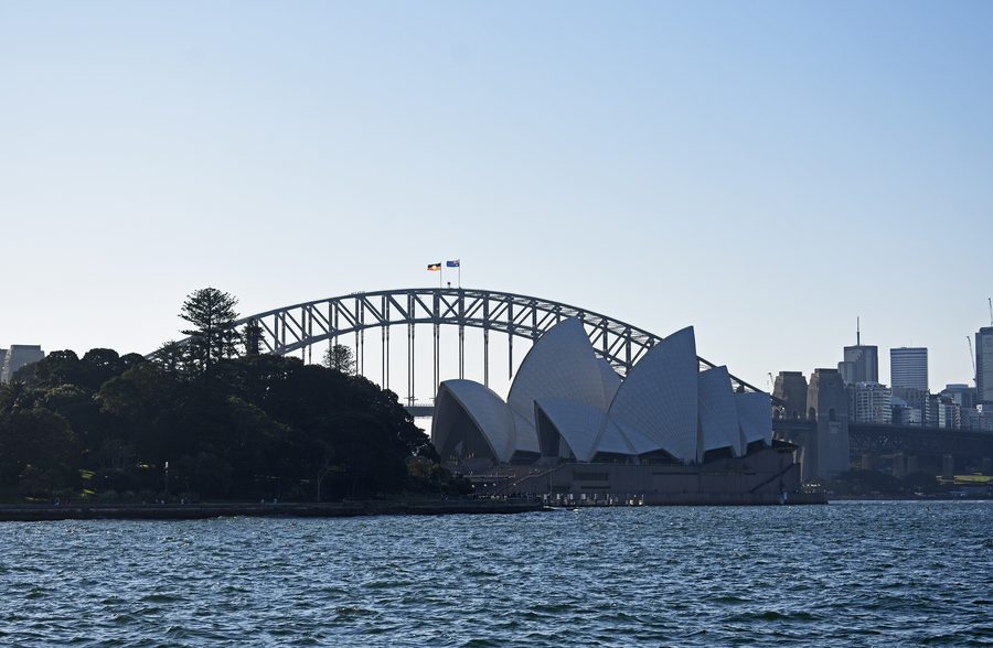 L’Opéra de Sydney et le Sydney Harbour Bridge vus depuis Mare and Foal Lawn