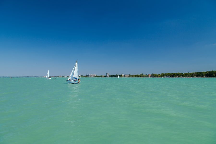 Lac Balaton en Hongrie vu depuis la rive sud