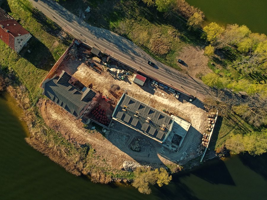 Ruines du château de l’Ordre teutonique sur une île du lac d’Ełk