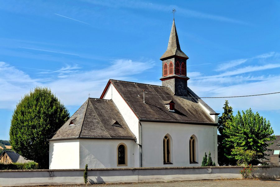 Chapelle catholique Saint-Étienne à Keldung