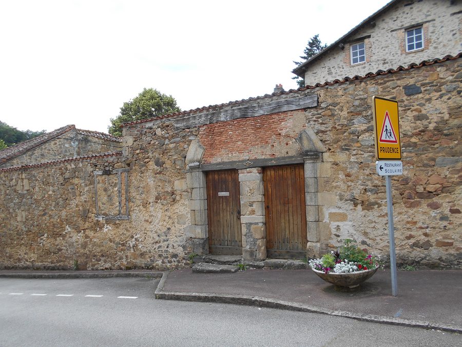 Vue de Solignac dans le département français de la Haute-Vienne