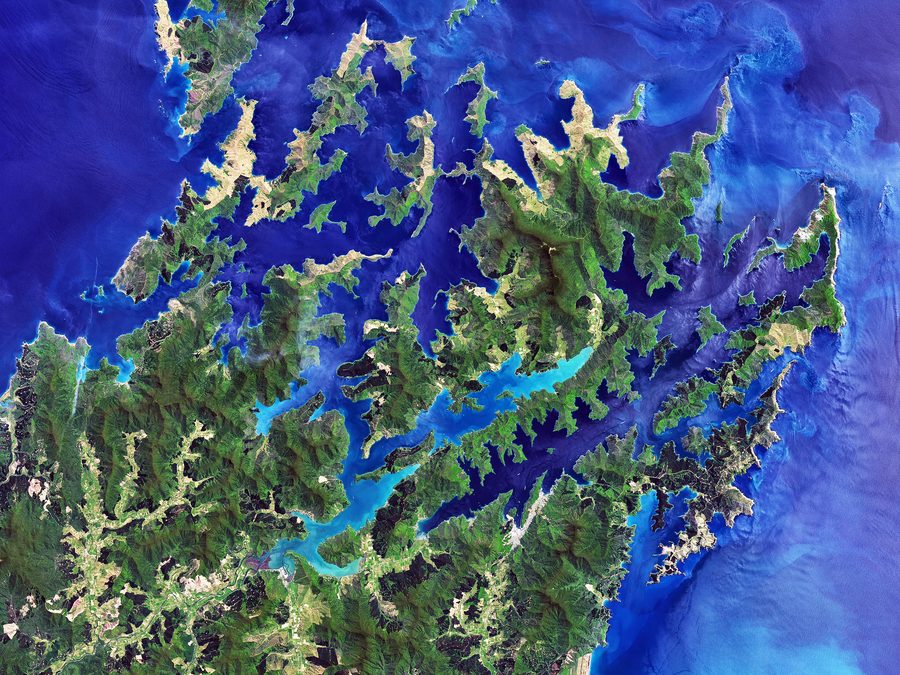 Paysage des Marlborough Sounds sur l’île du Sud de la Nouvelle-Zélande