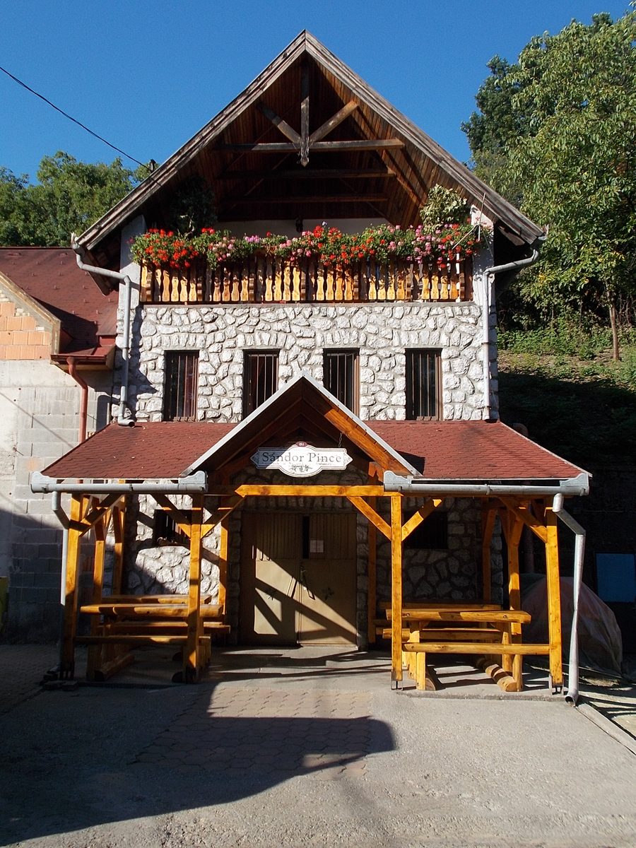 Cave à vin à Szépasszonyvölgy, Eger, Hongrie.