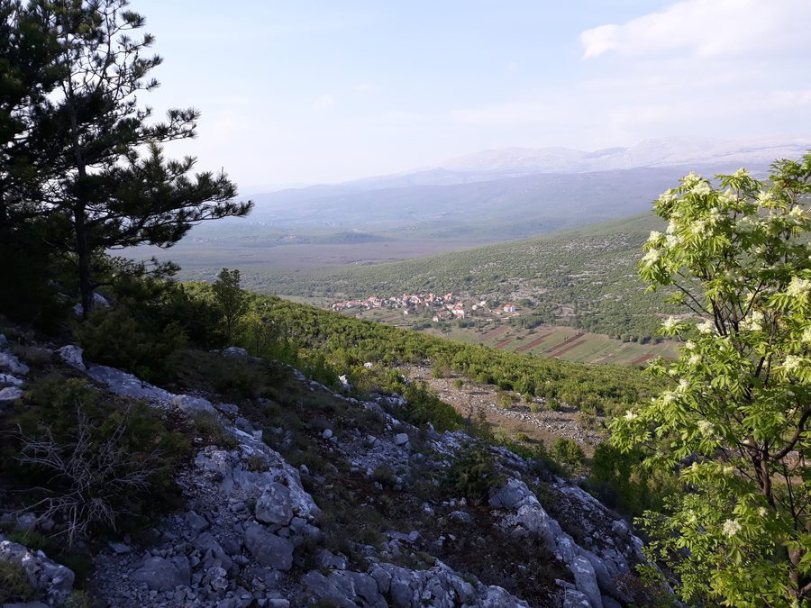 Vue de la localité de Velić en Croatie
