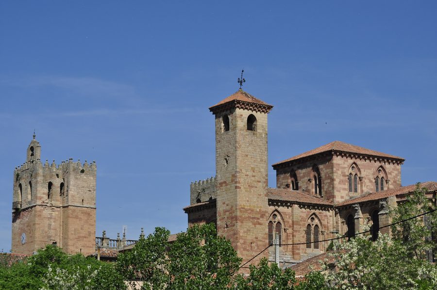 Cathédrale de Sigüenza dédiée à Santa María la Mayor