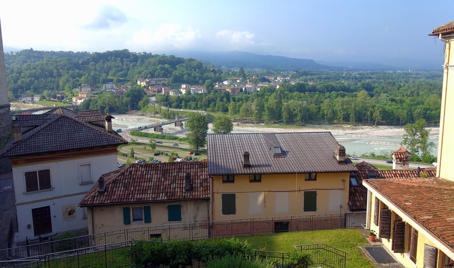 Vue de Belluno en direction du Piave