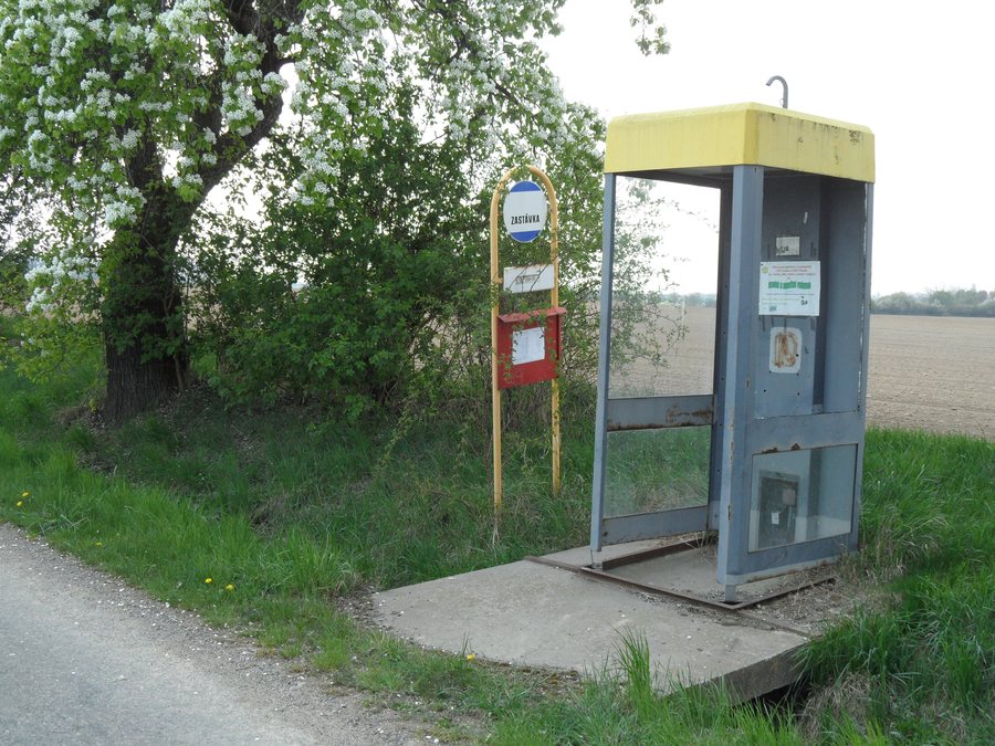 File:Hajek (Umonin) F. NeobvyklaZastavka.jpg