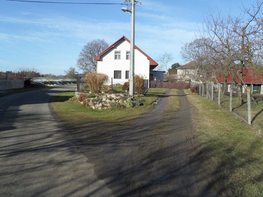 File:Krasonovice A. StredObce.jpg