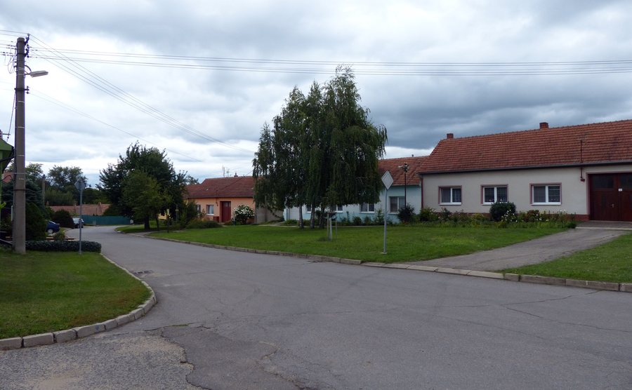 File:Moravský Žižkov - ul. Chalúpky.jpg