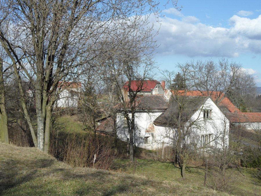 File:Okresanec G. DolniCastSmerSever.jpg