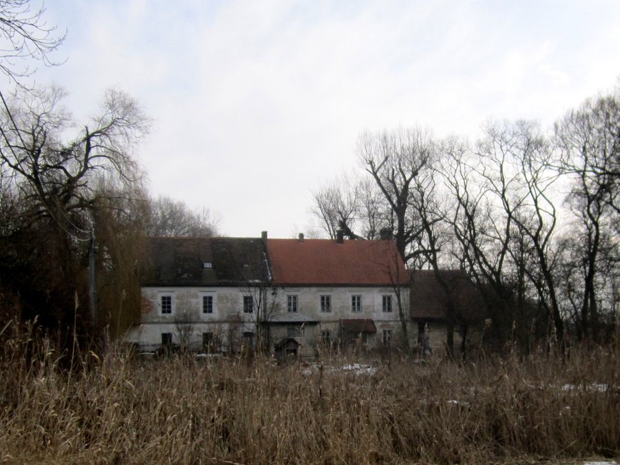 File:Zámrsk 001 - lihovar (mlýn).jpg