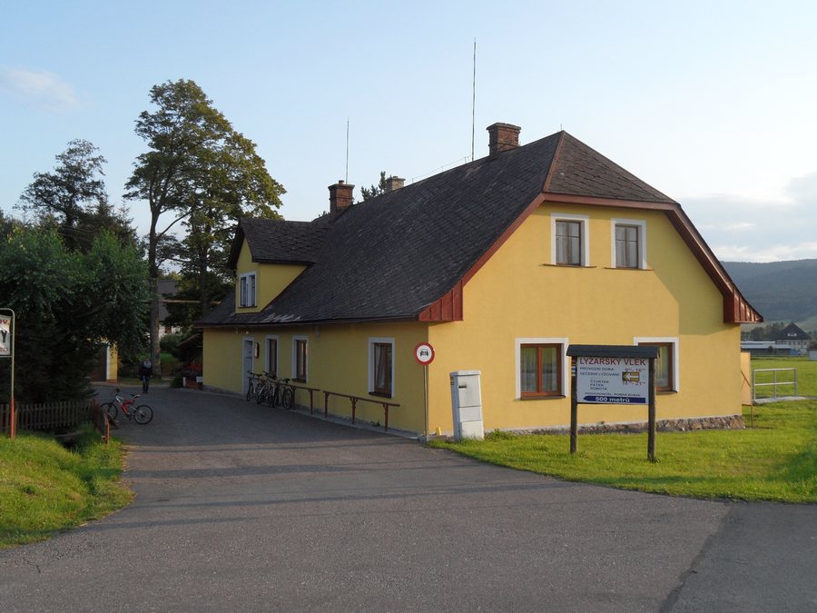 File:Sanov (Cervena Voda) A. Restaurace.jpg
